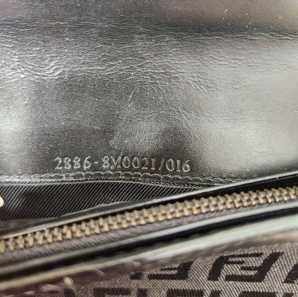 Fendi Wallet - Picture 11 of 15